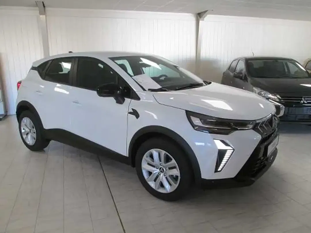 Mitsubishi ASX - Thumbnail 3
