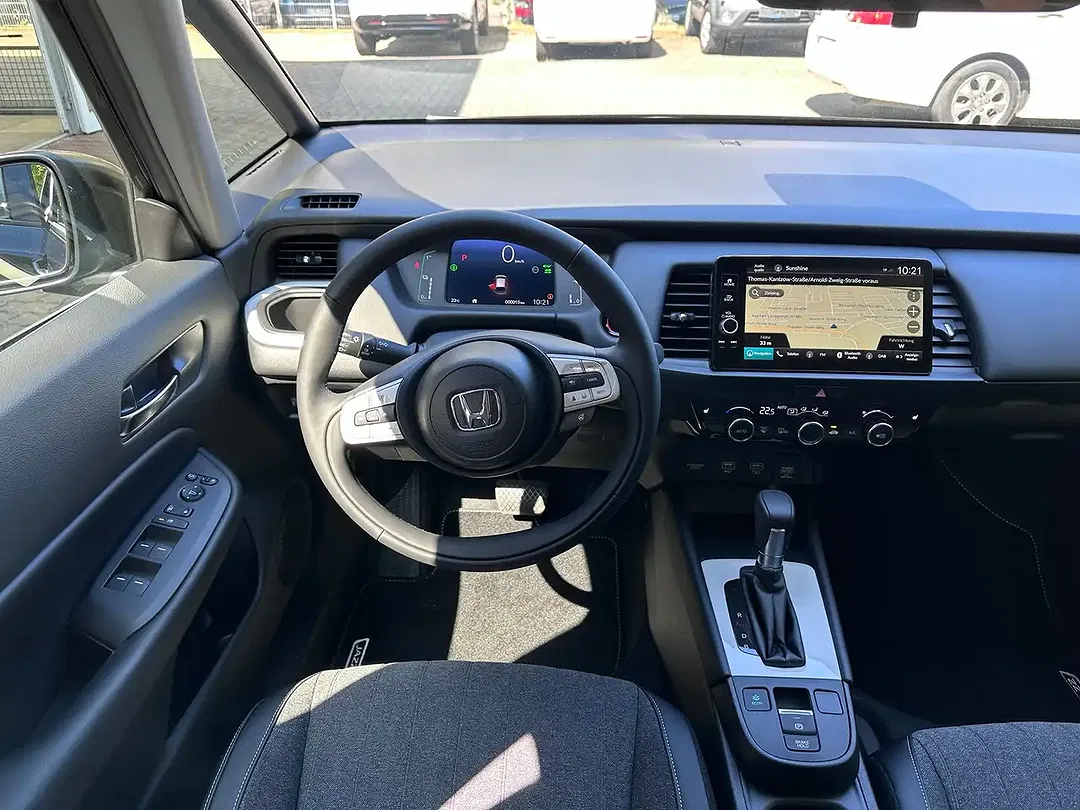 Honda Jazz - Thumbnail 9