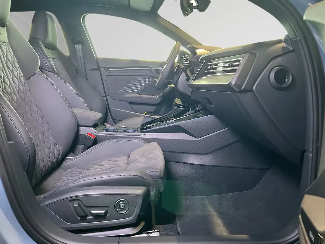 Audi RS3 - Thumbnail 10