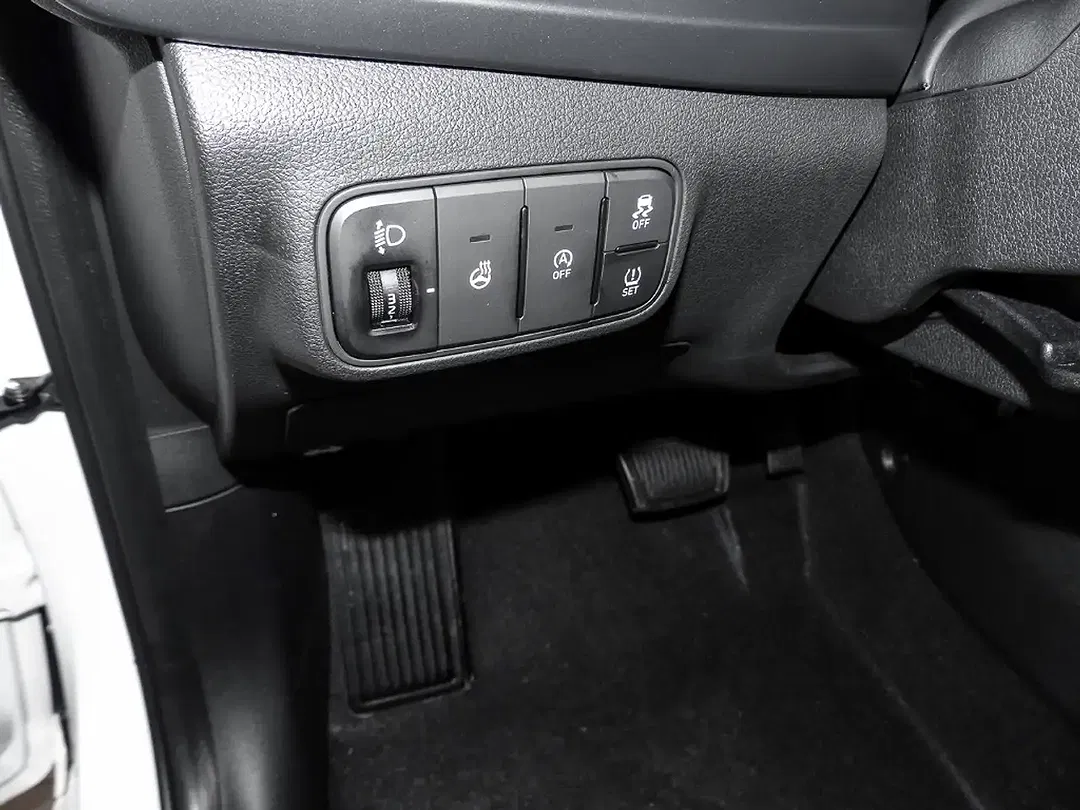 Hyundai i20 - Thumbnail 10