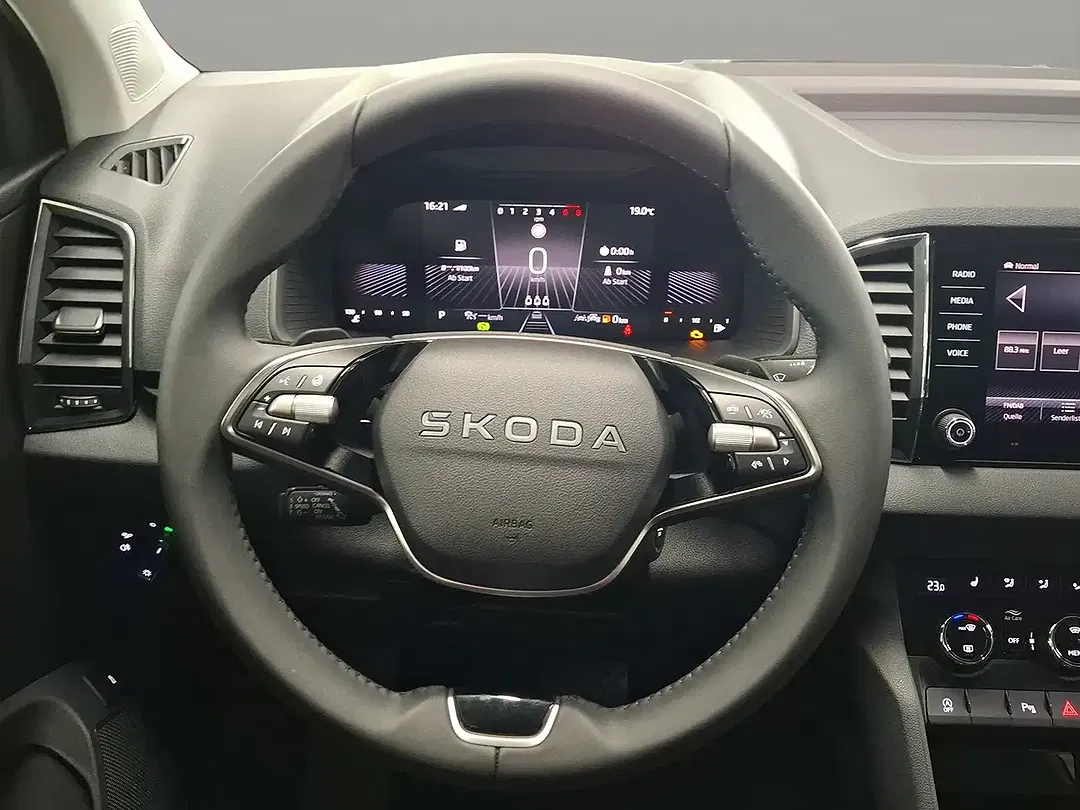 Skoda Karoq - Thumbnail 12