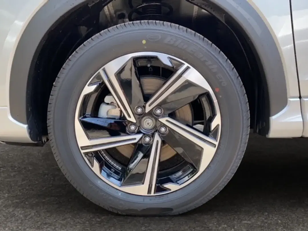 Mitsubishi Eclipse Cross - Thumbnail 15