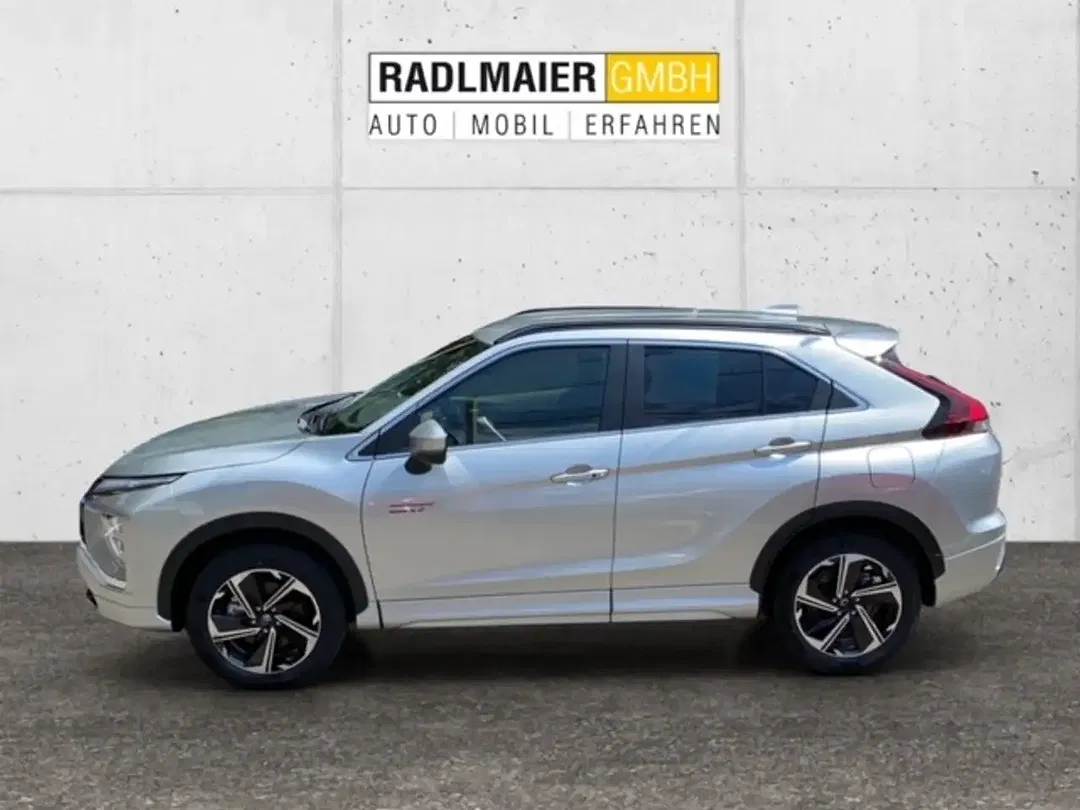 Mitsubishi Eclipse Cross - Thumbnail 2