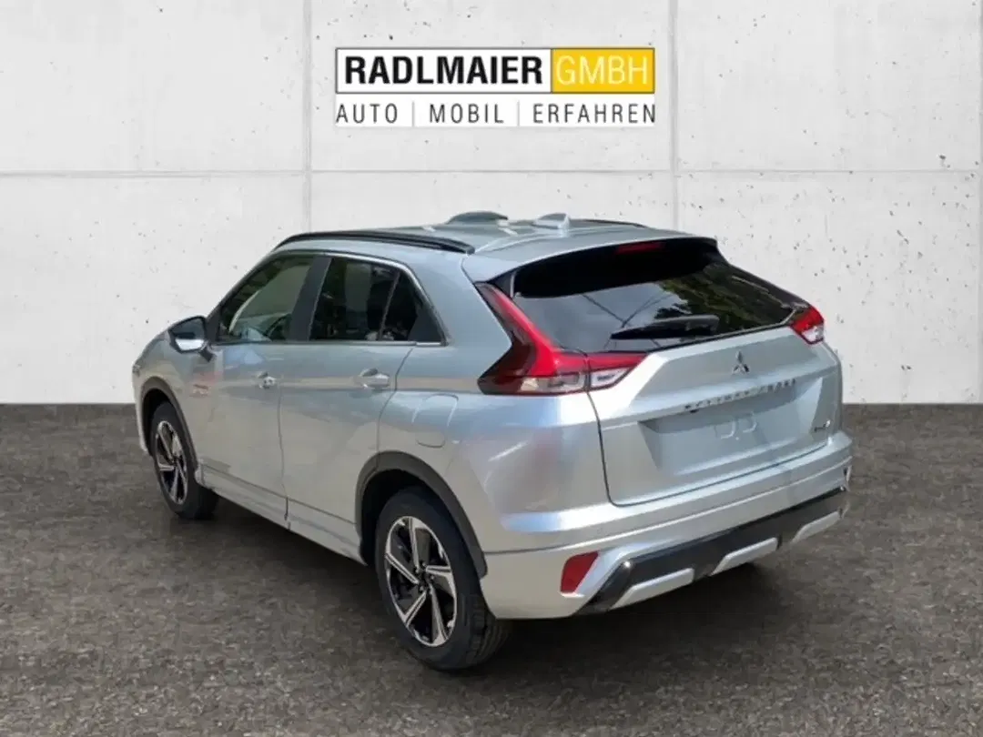 Mitsubishi Eclipse Cross - Thumbnail 3