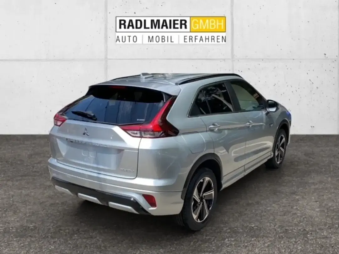 Mitsubishi Eclipse Cross - Thumbnail 5