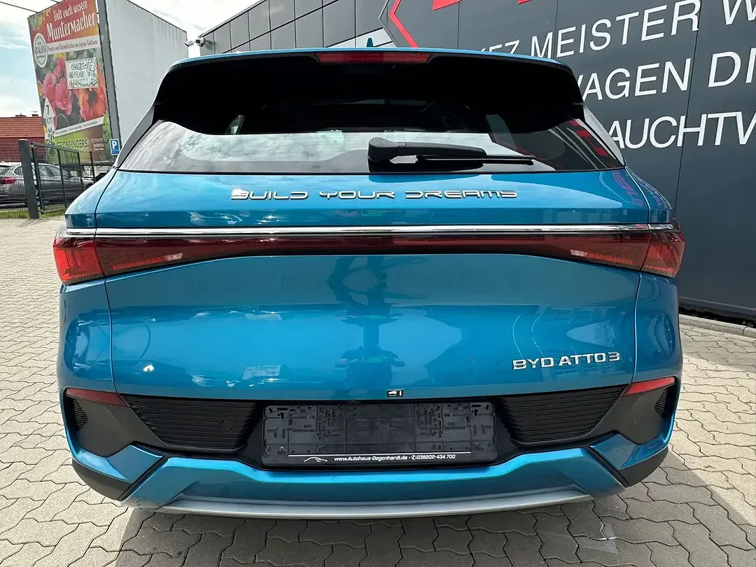 BYD Atto 3 - Thumbnail 9