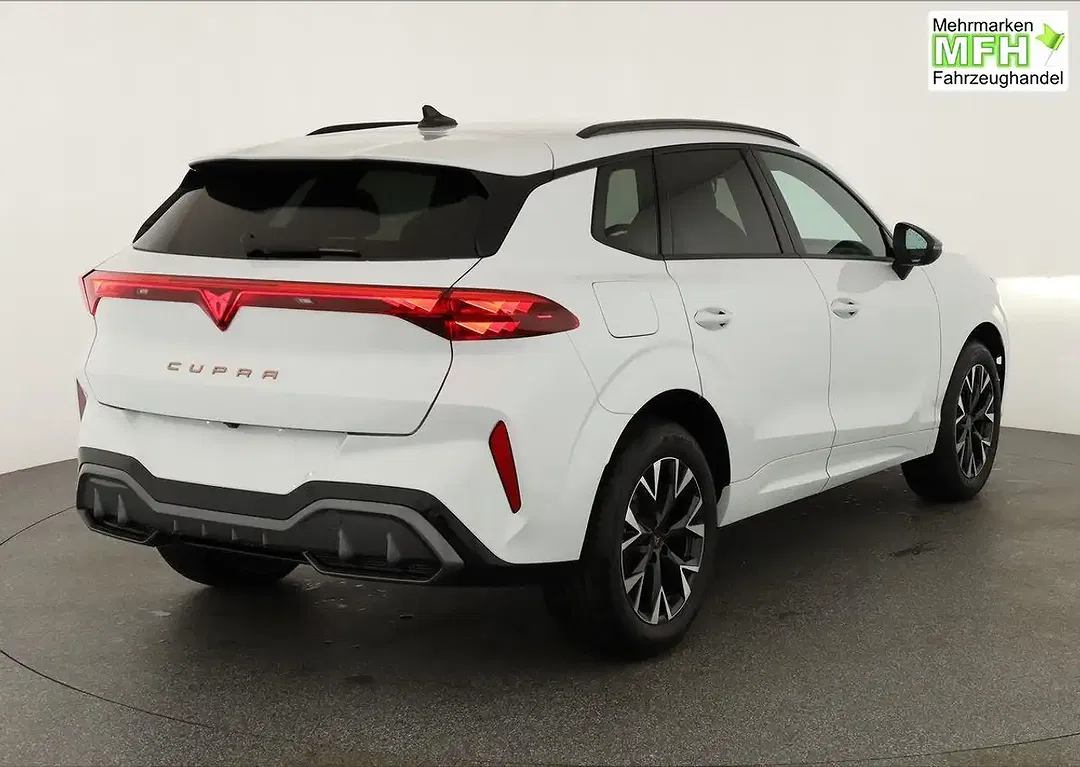 CUPRA Terramar - Thumbnail 2