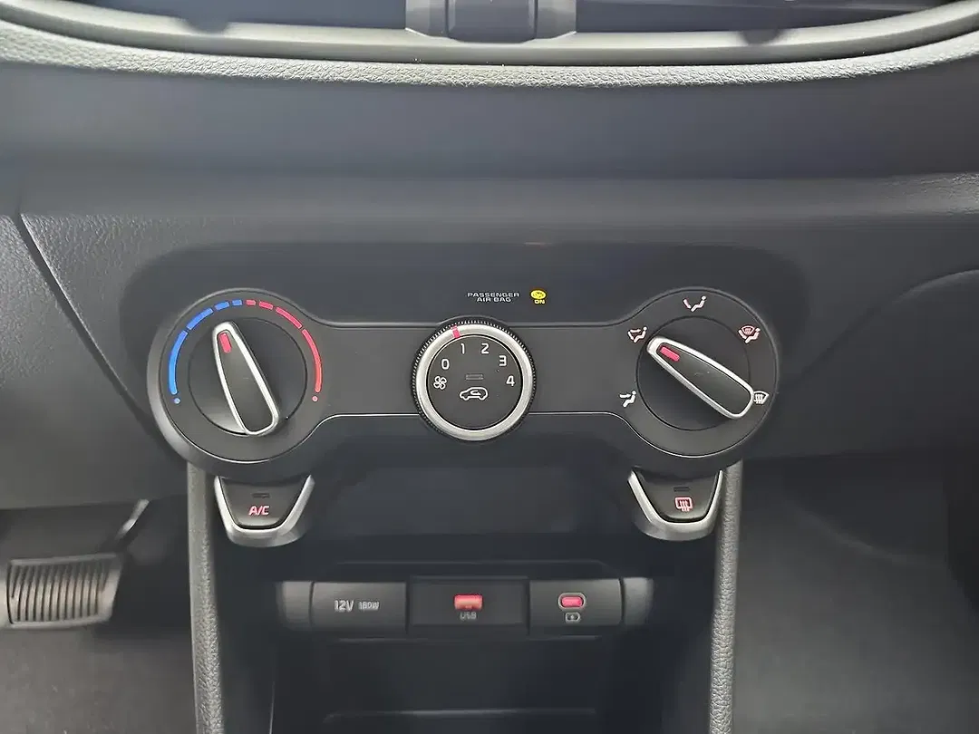 Kia Picanto - Thumbnail 11