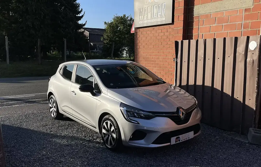 Renault Clio - Thumbnail 2