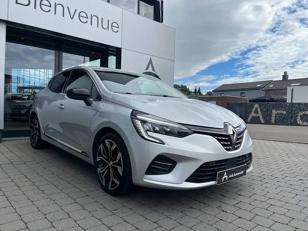 Renault Clio - Thumbnail 3