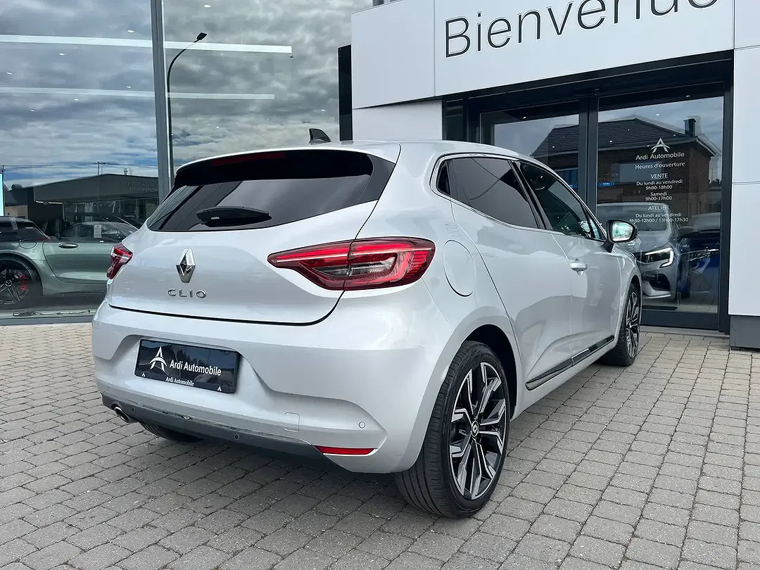 Renault Clio - Thumbnail 4