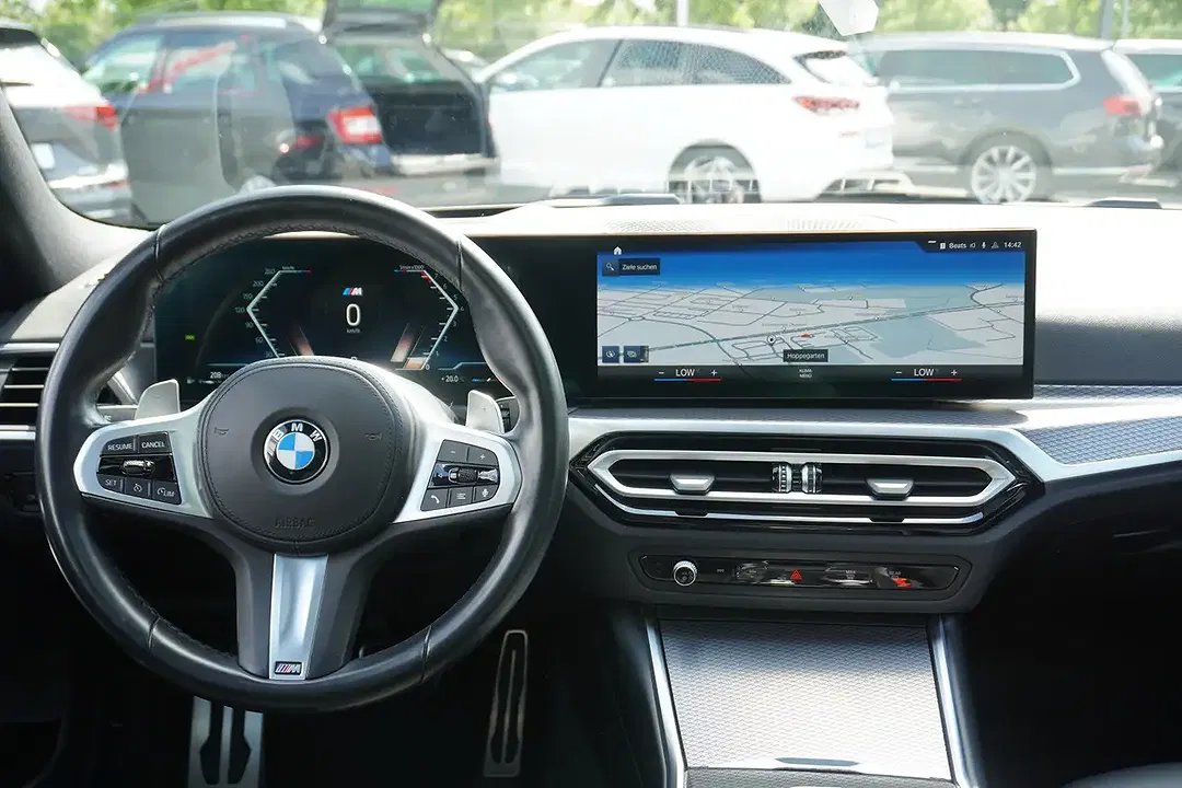 BMW 320 - Thumbnail 13