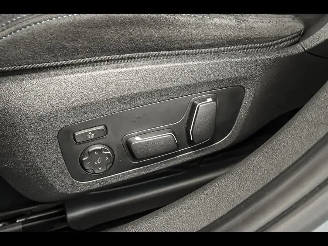 BMW 330 - Thumbnail 15