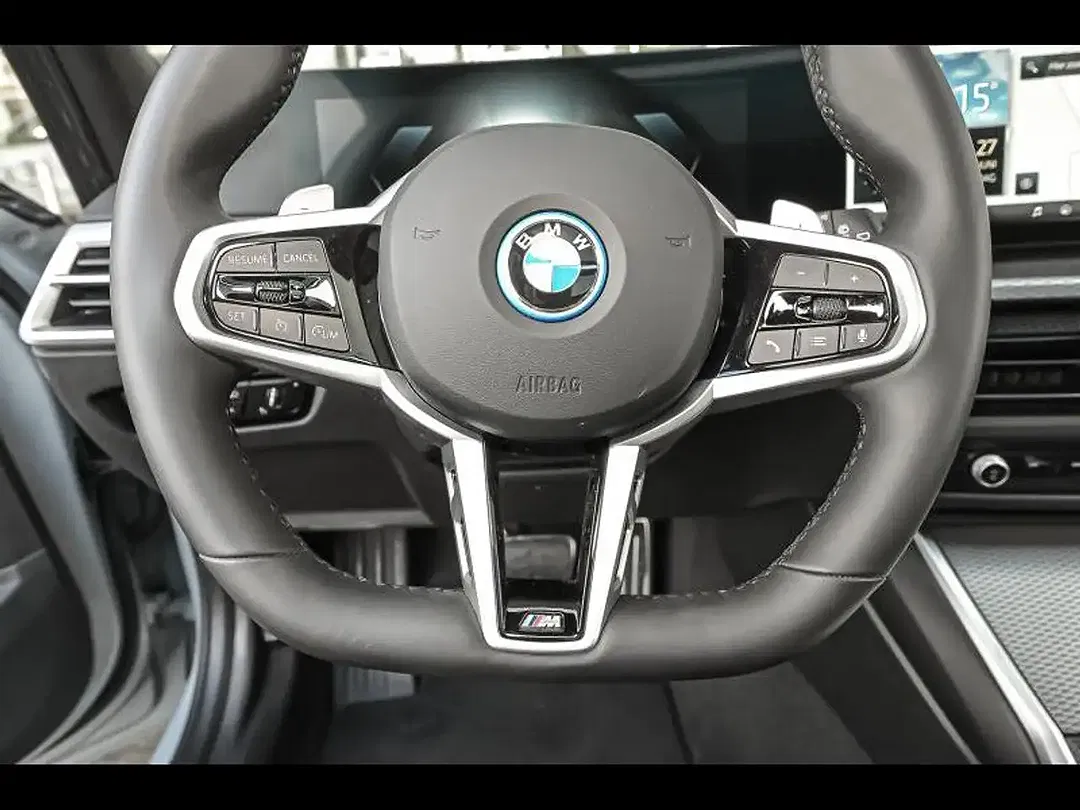 BMW 330 - Thumbnail 7