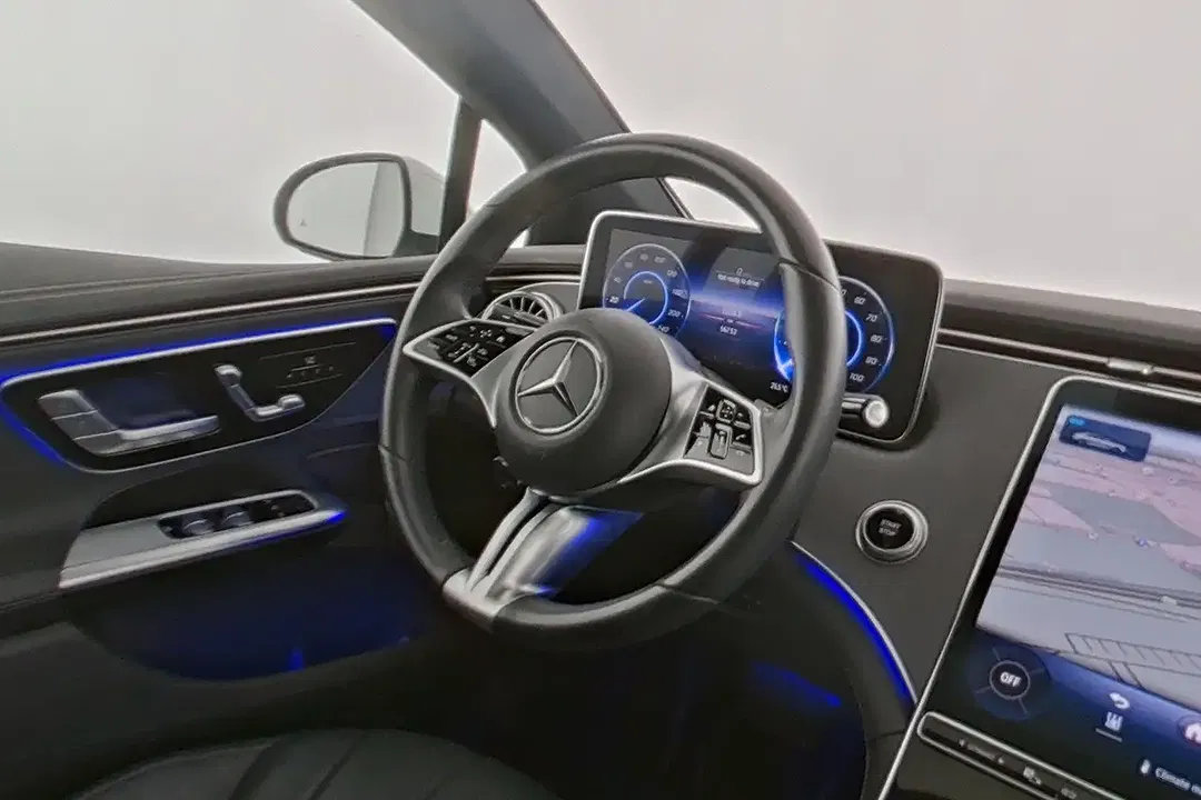 Mercedes-Benz EQE 350 - Thumbnail 14