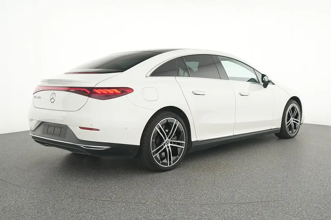 Mercedes-Benz EQE 350 - Thumbnail 5