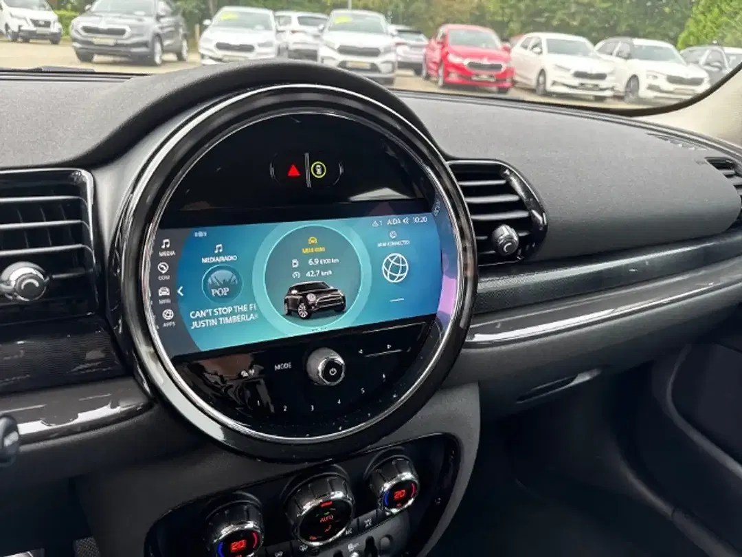 MINI One Clubman - Thumbnail 9