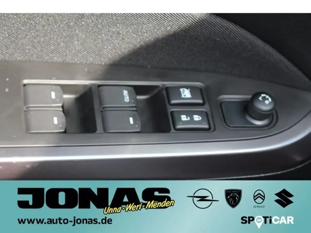 Suzuki Vitara - Thumbnail 13