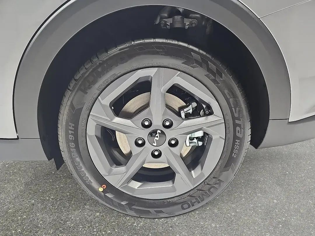 Kia K4 - Thumbnail 6