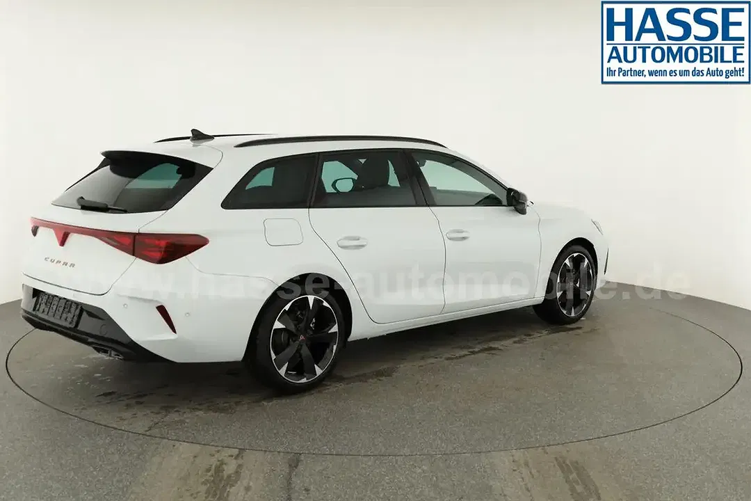 CUPRA Leon - Thumbnail 16