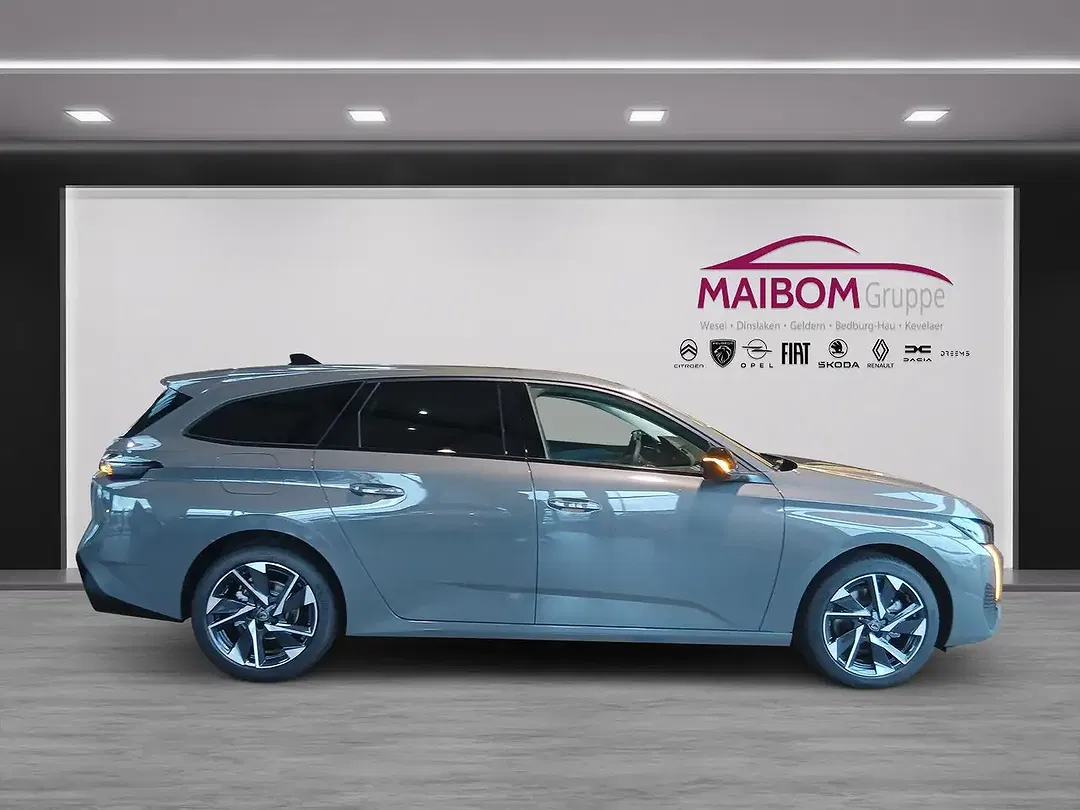 Peugeot 308 - Thumbnail 3