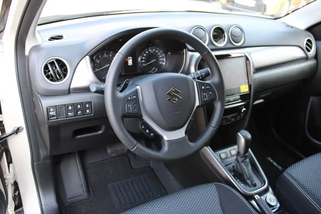 Suzuki Vitara - Thumbnail 15