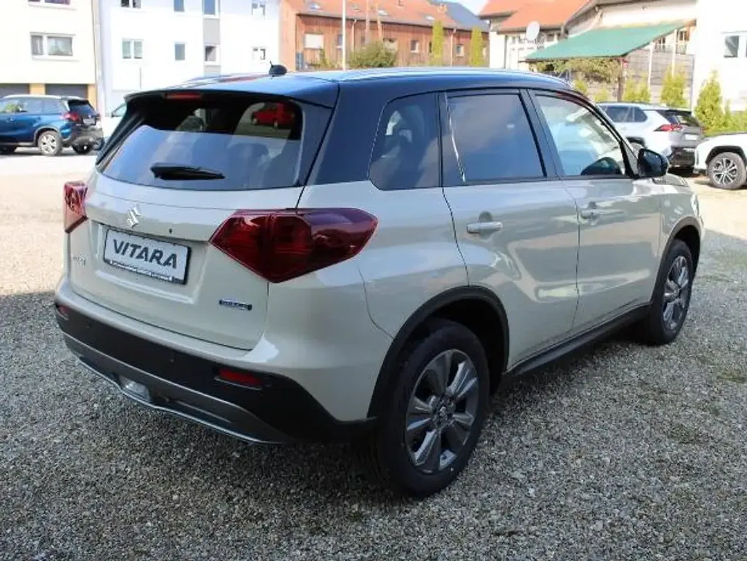 Suzuki Vitara - Thumbnail 6