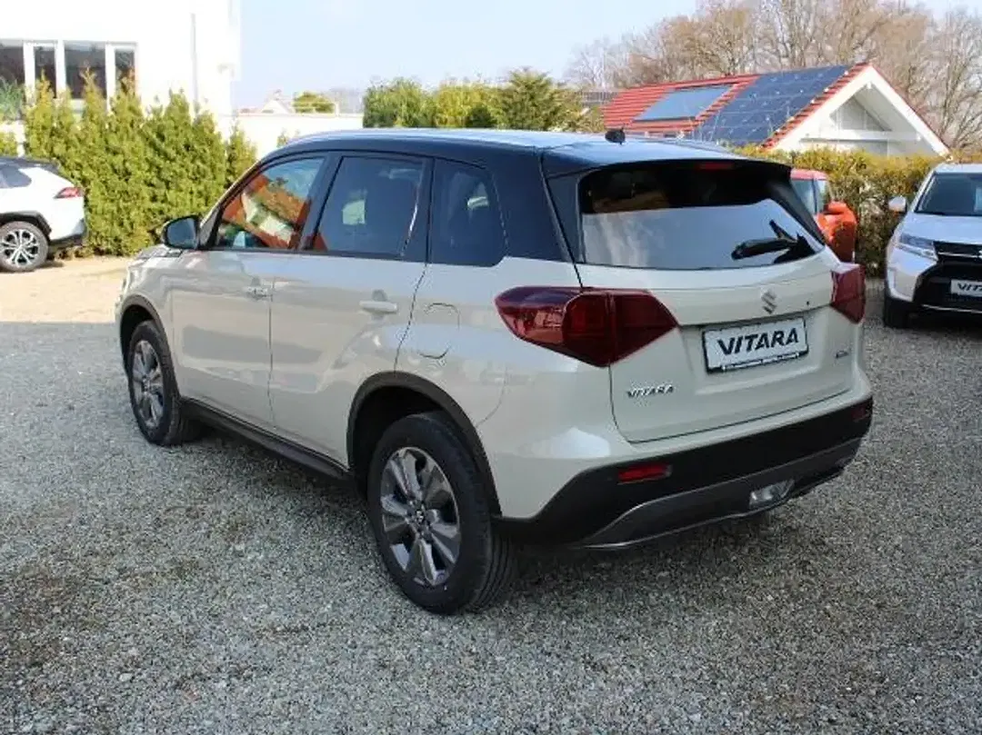 Suzuki Vitara - Thumbnail 8