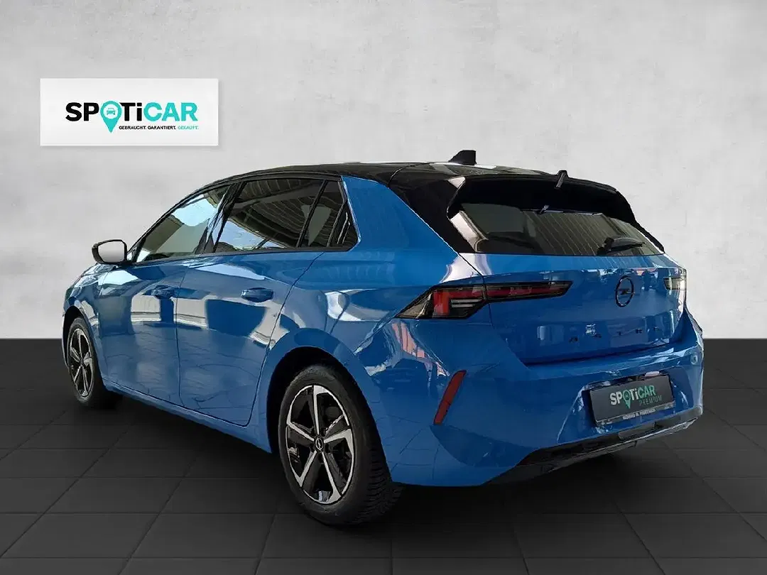 Opel Astra - Thumbnail 4