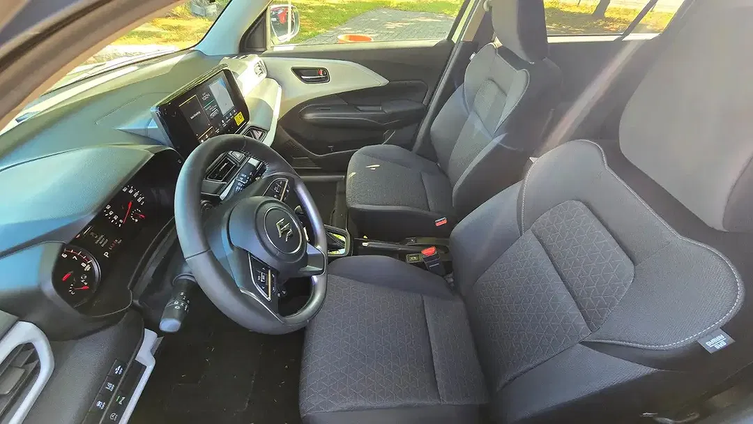 Suzuki Swift - Thumbnail 10