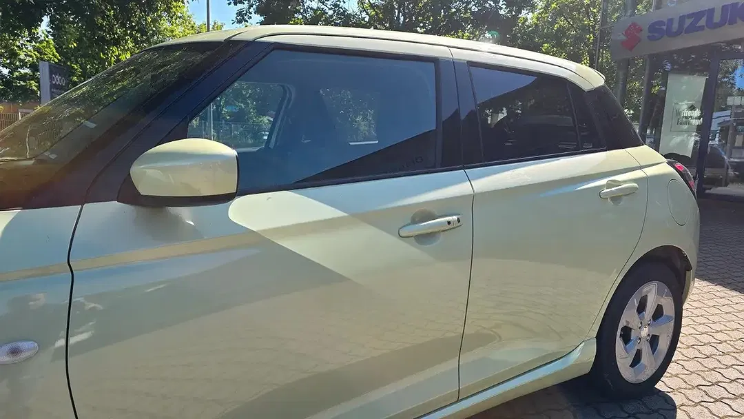 Suzuki Swift - Thumbnail 8