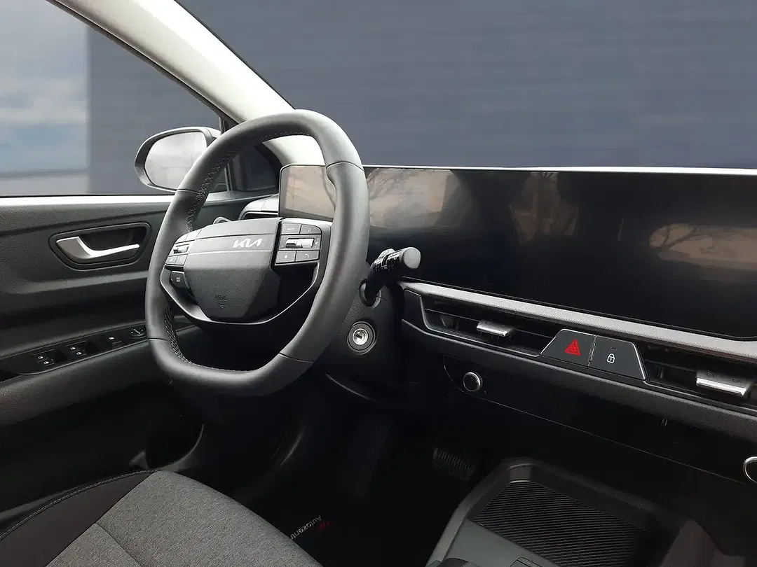 Kia Stonic - Thumbnail 14