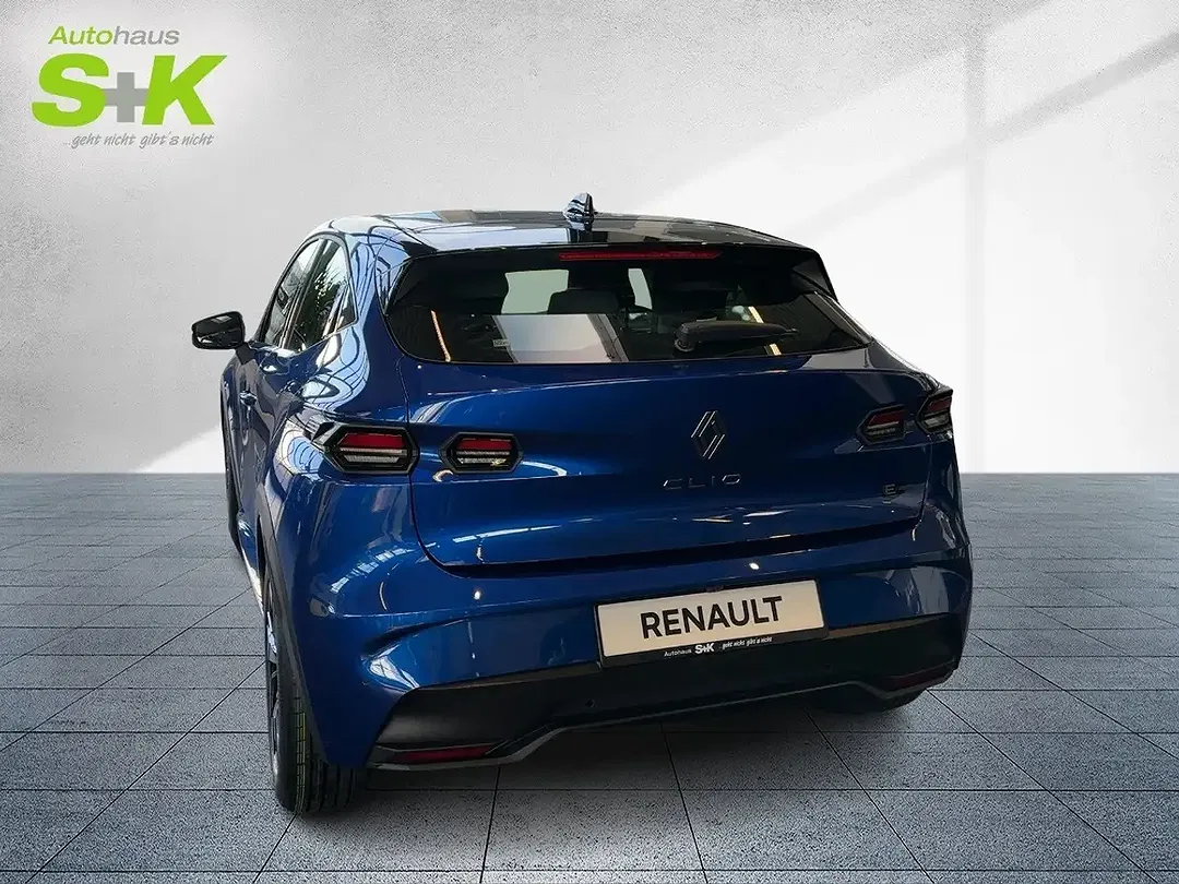 Renault Clio - Thumbnail 3