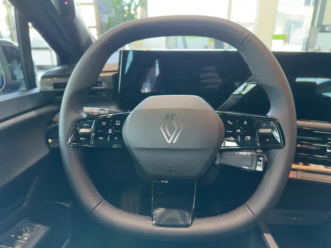Renault Clio - Thumbnail 9