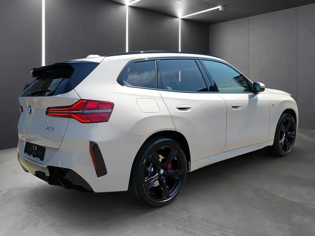BMW X3 - Thumbnail 4