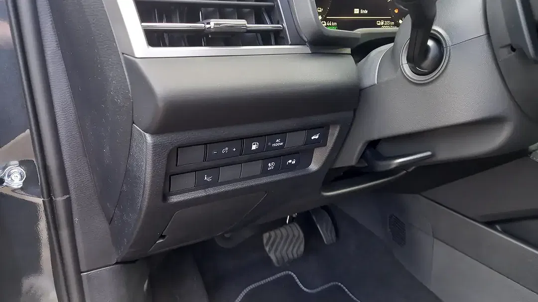 Mitsubishi Outlander - Thumbnail 12