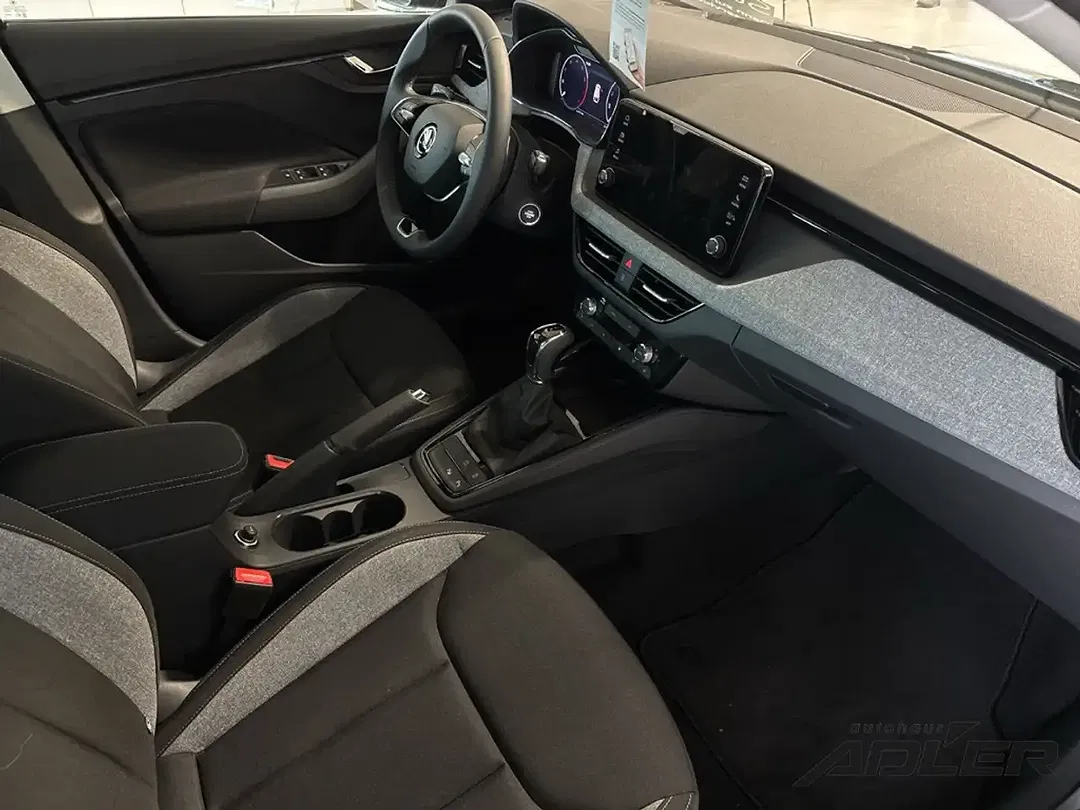 Skoda Scala - Thumbnail 10
