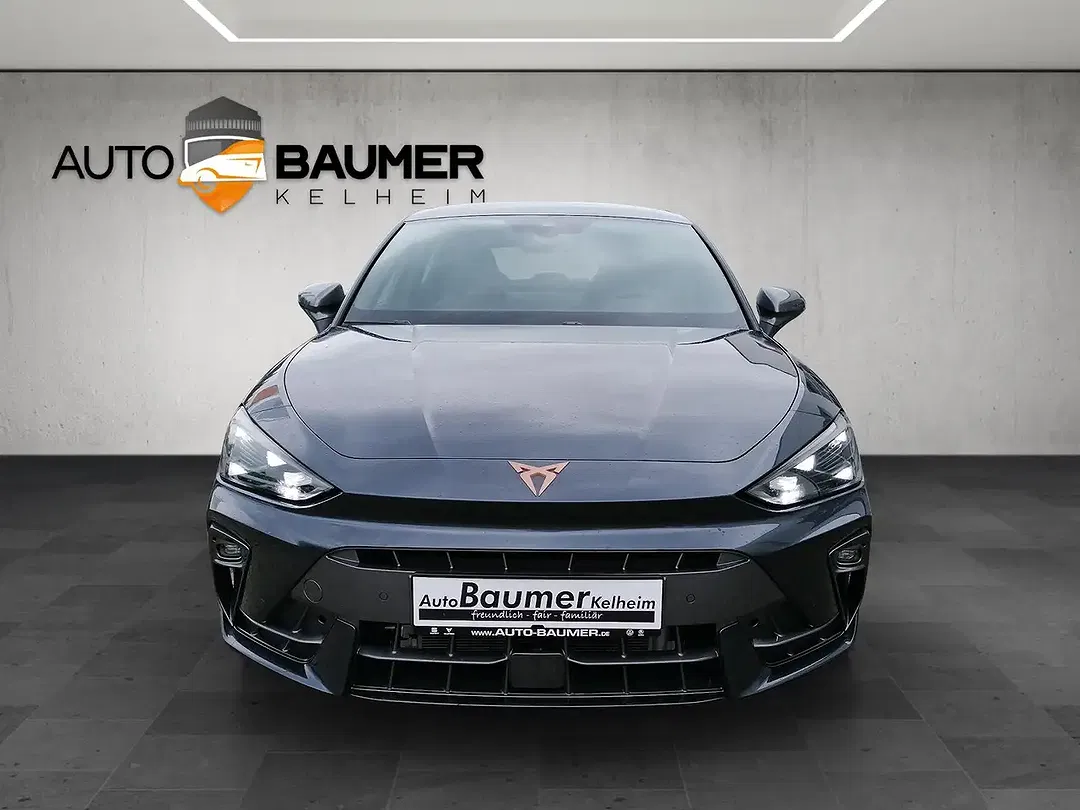 CUPRA Leon - Thumbnail 2