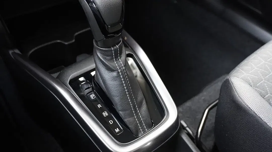 Suzuki Swift - Thumbnail 15