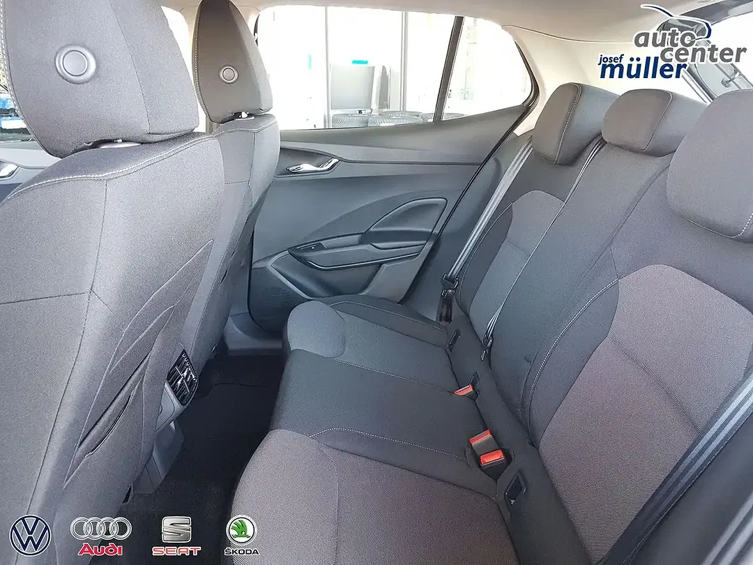 Skoda Fabia - Thumbnail 11