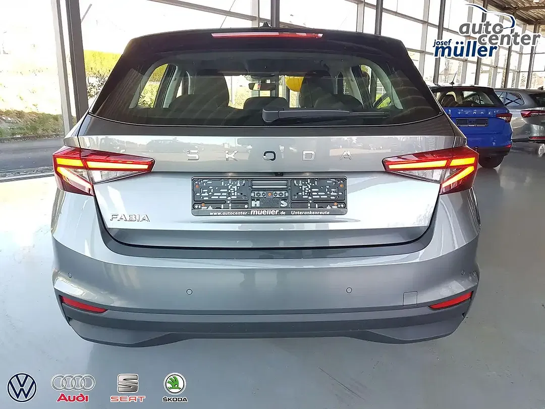 Skoda Fabia - Thumbnail 6
