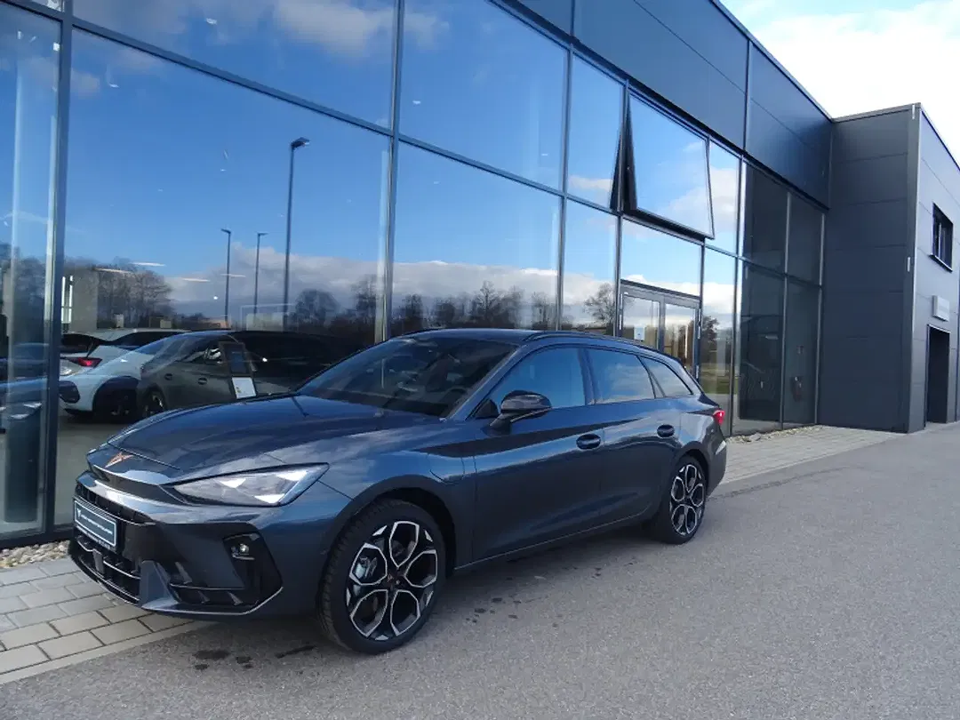 CUPRA Leon - Thumbnail 1