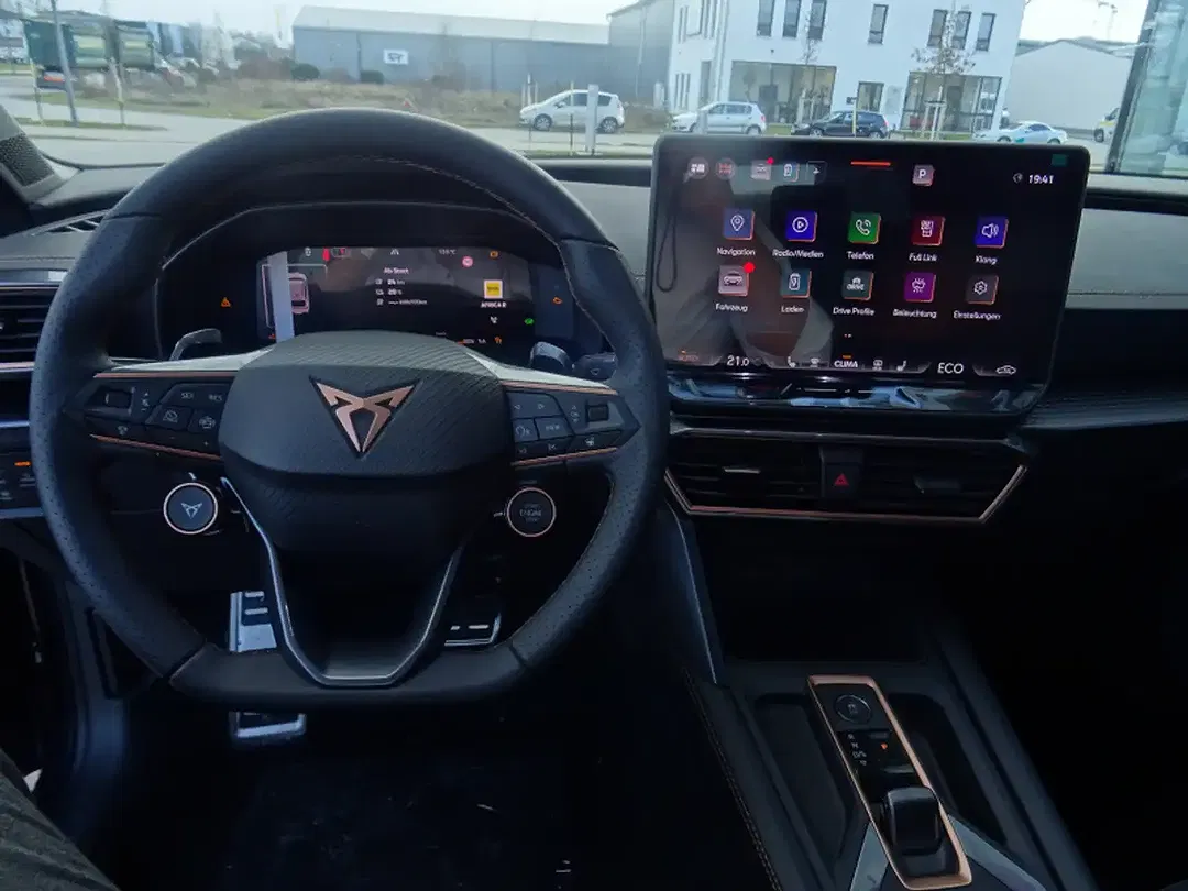 CUPRA Leon - Thumbnail 8