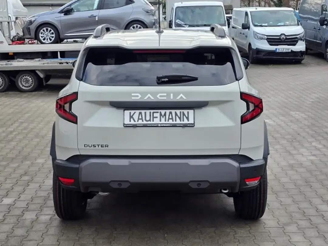 Dacia Duster - Thumbnail 5
