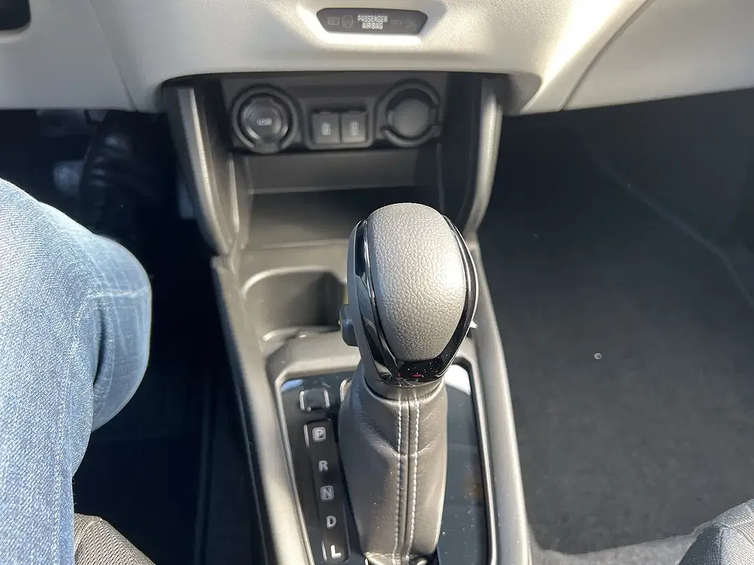 Suzuki Swift - Thumbnail 12