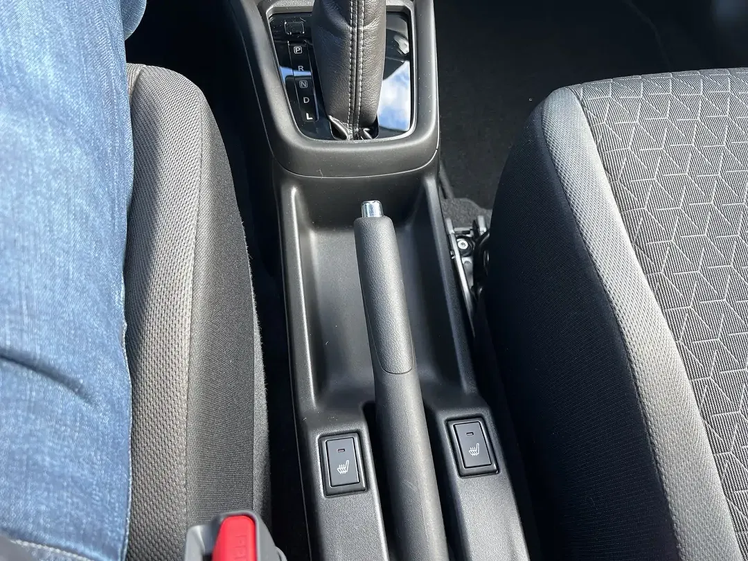 Suzuki Swift - Thumbnail 13