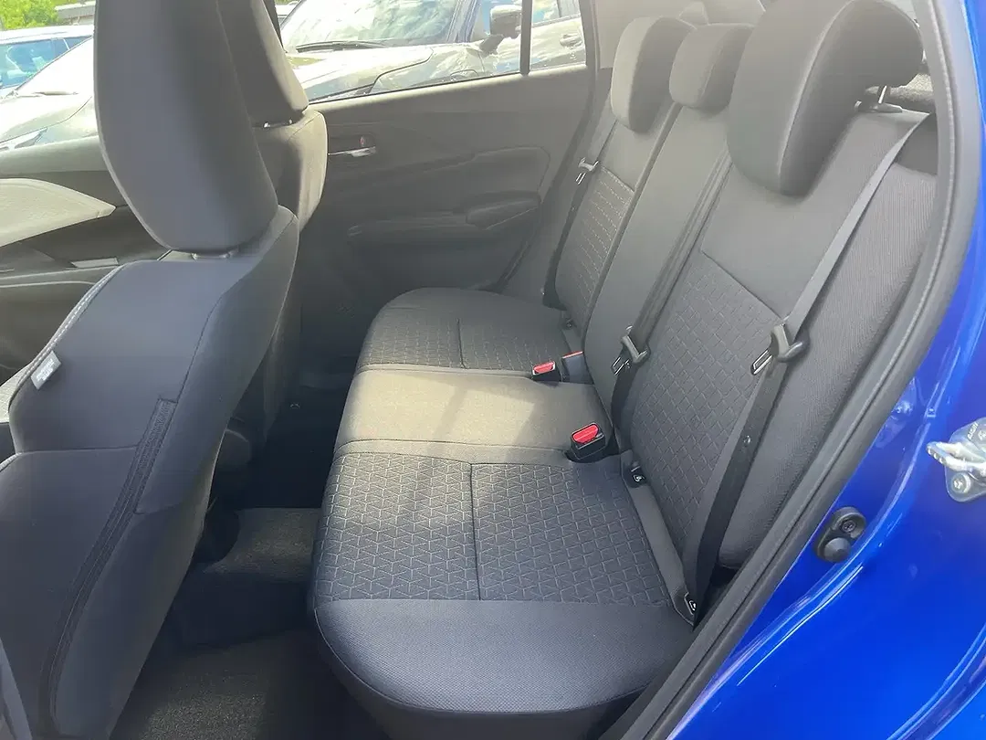 Suzuki Swift - Thumbnail 6