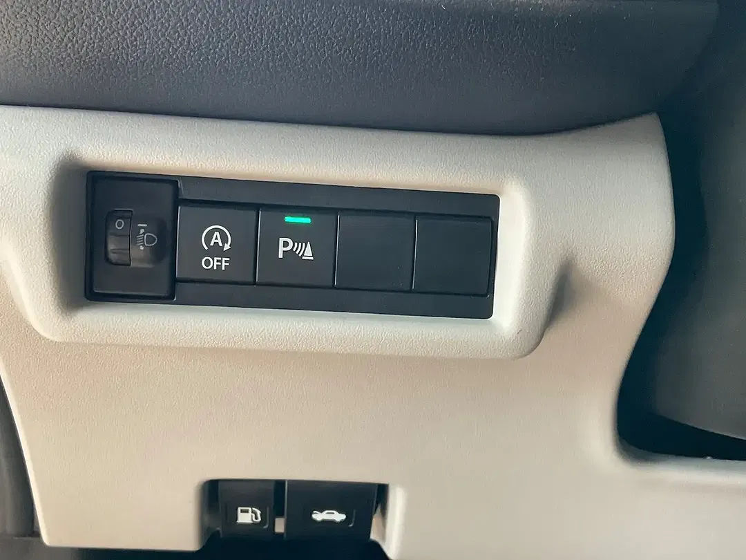 Suzuki Swift - Thumbnail 14
