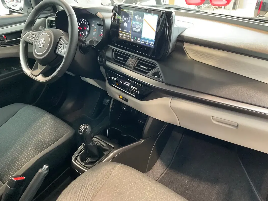 Suzuki Swift - Thumbnail 18