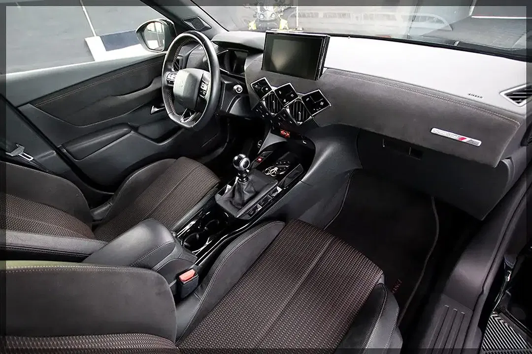 DS Automobiles DS 3 - Thumbnail 13